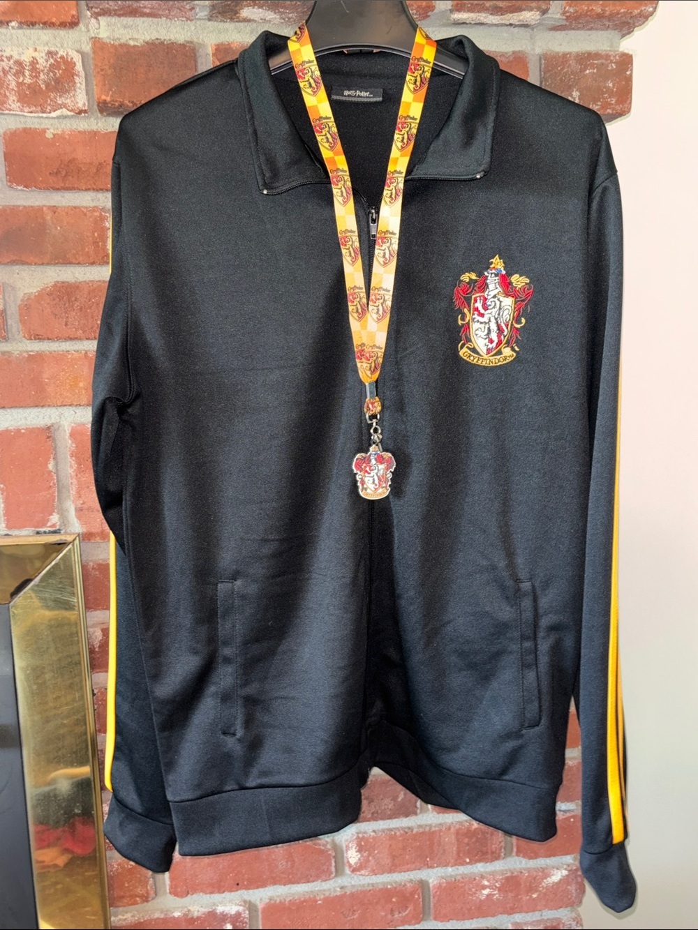 Y2K Warner Bros. Harry Potter Track Jacket Large with Gryffindor Lanyard